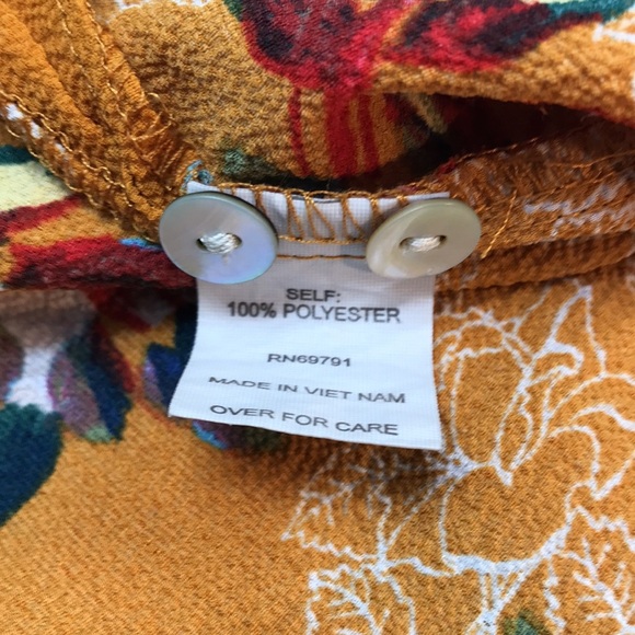 Fig and Flower Tunic Blouse - Picture 8 of 8